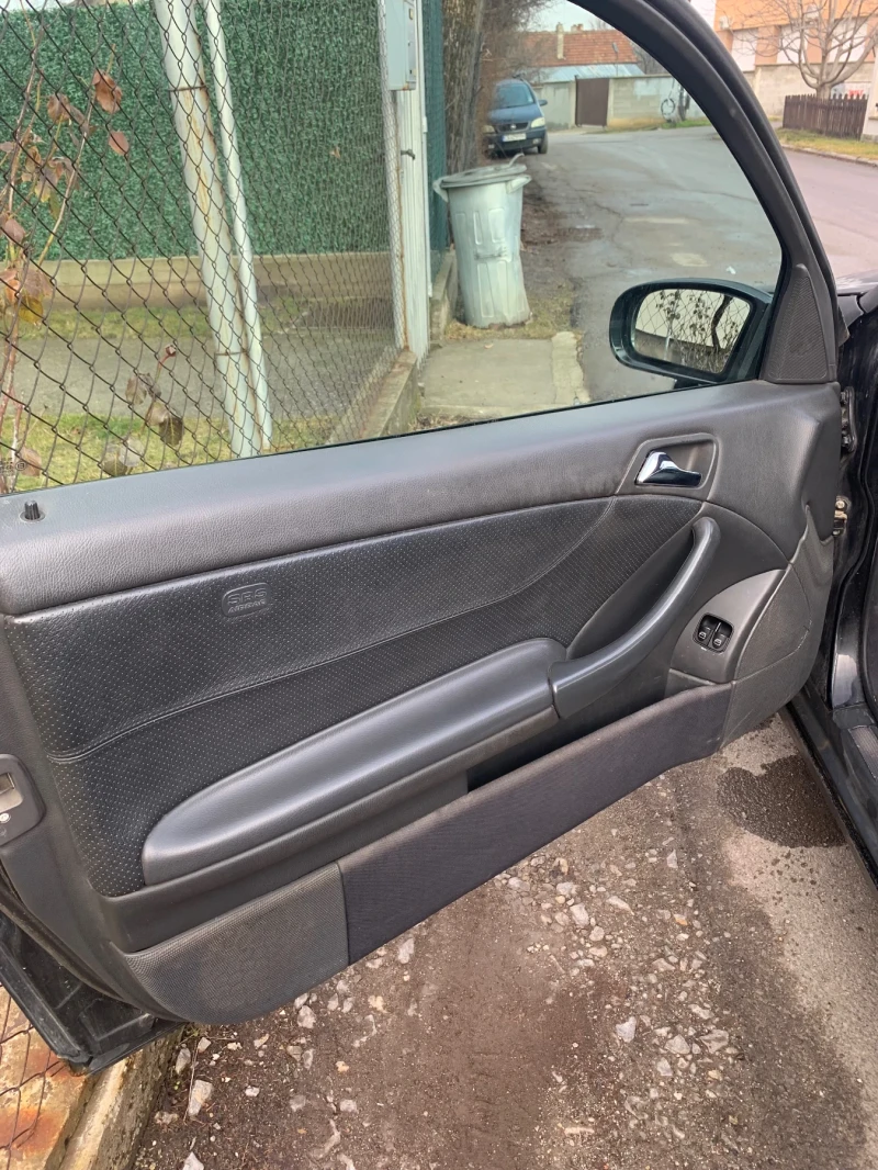 Mercedes-Benz C 200 C200 Compressor AUTOMATIC LPG, снимка 3 - Автомобили и джипове - 53258962