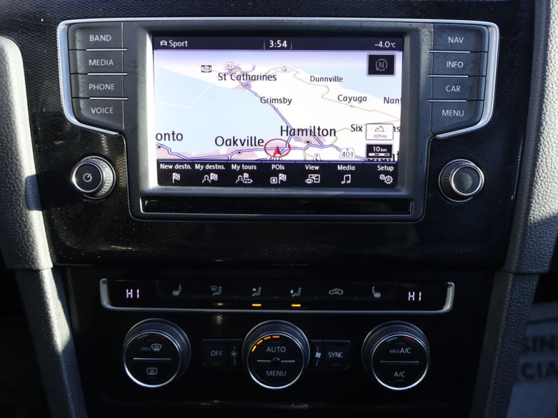 VW Golf 2.0T Autobahn 4-Door* АвтоКредит* (Цена до БГ) , снимка 9 - Автомобили и джипове - 53406879