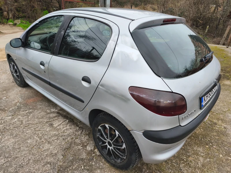 Peugeot 206 1.4 HDI, снимка 5 - Автомобили и джипове - 53475612