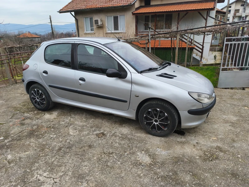 Peugeot 206 1.4 HDI, снимка 7 - Автомобили и джипове - 53475612