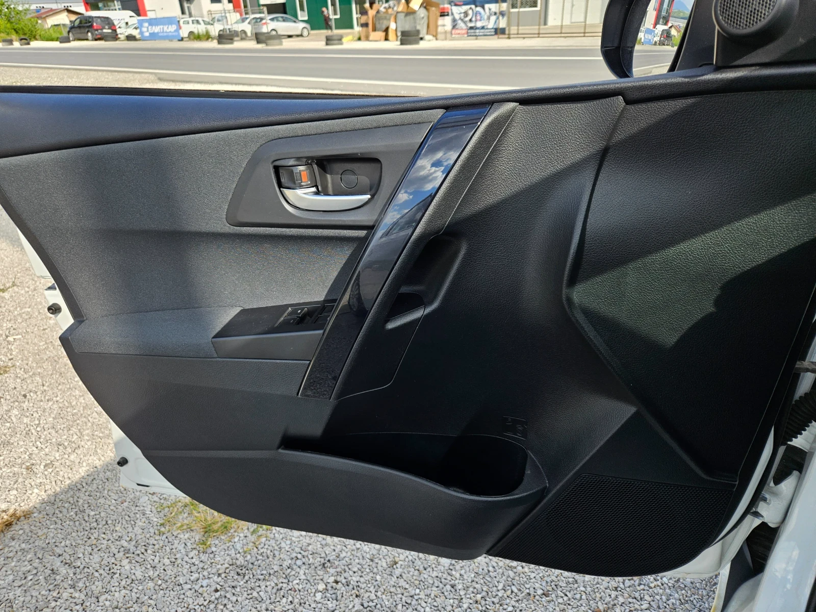 Toyota Auris 1.33vvti 100ps. EURO 6  | Mobile.bg — изображение 14