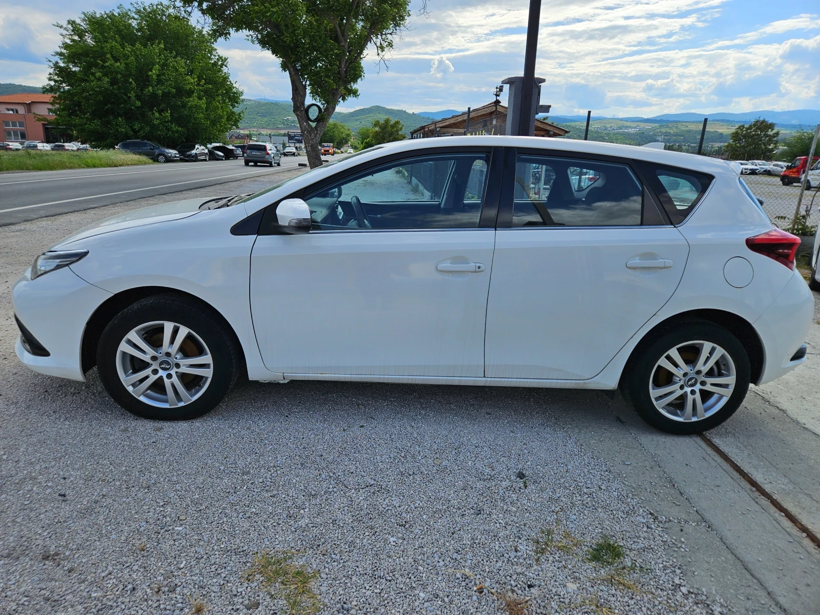 Toyota Auris 1.33vvti 100ps. EURO 6  - изображение 8