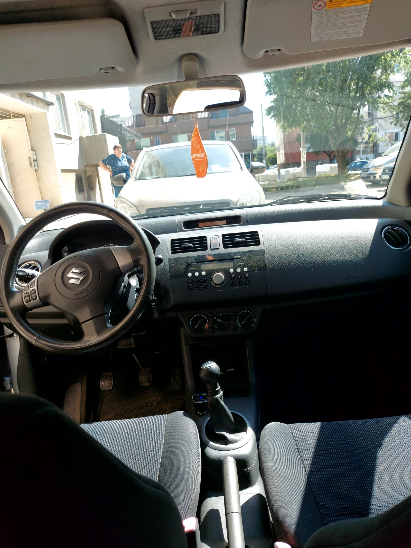 Suzuki Swift 1.3 БЕНЗИН 4Х4  - изображение 7