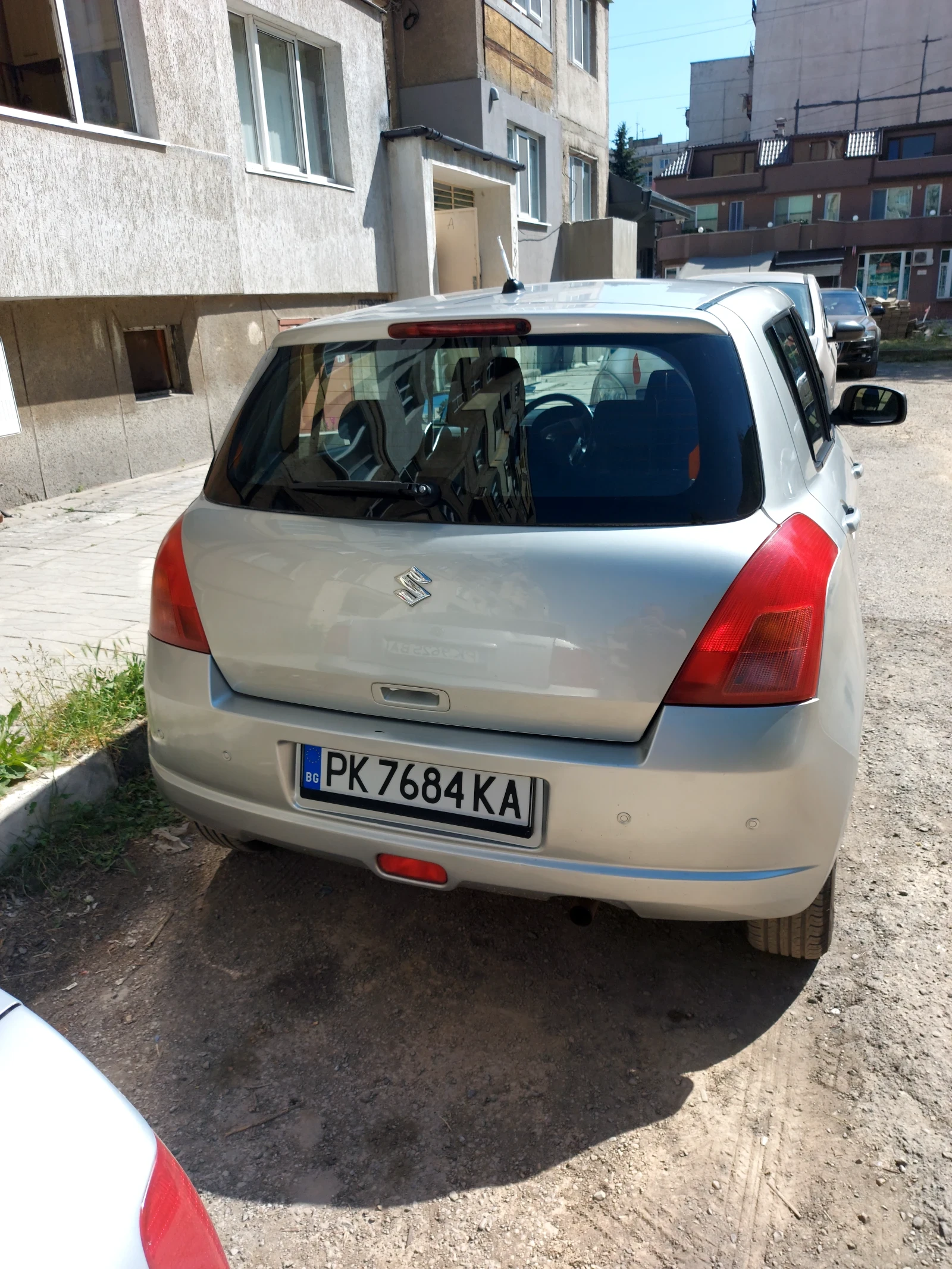 Suzuki Swift 1.3 БЕНЗИН 4Х4  - изображение 3