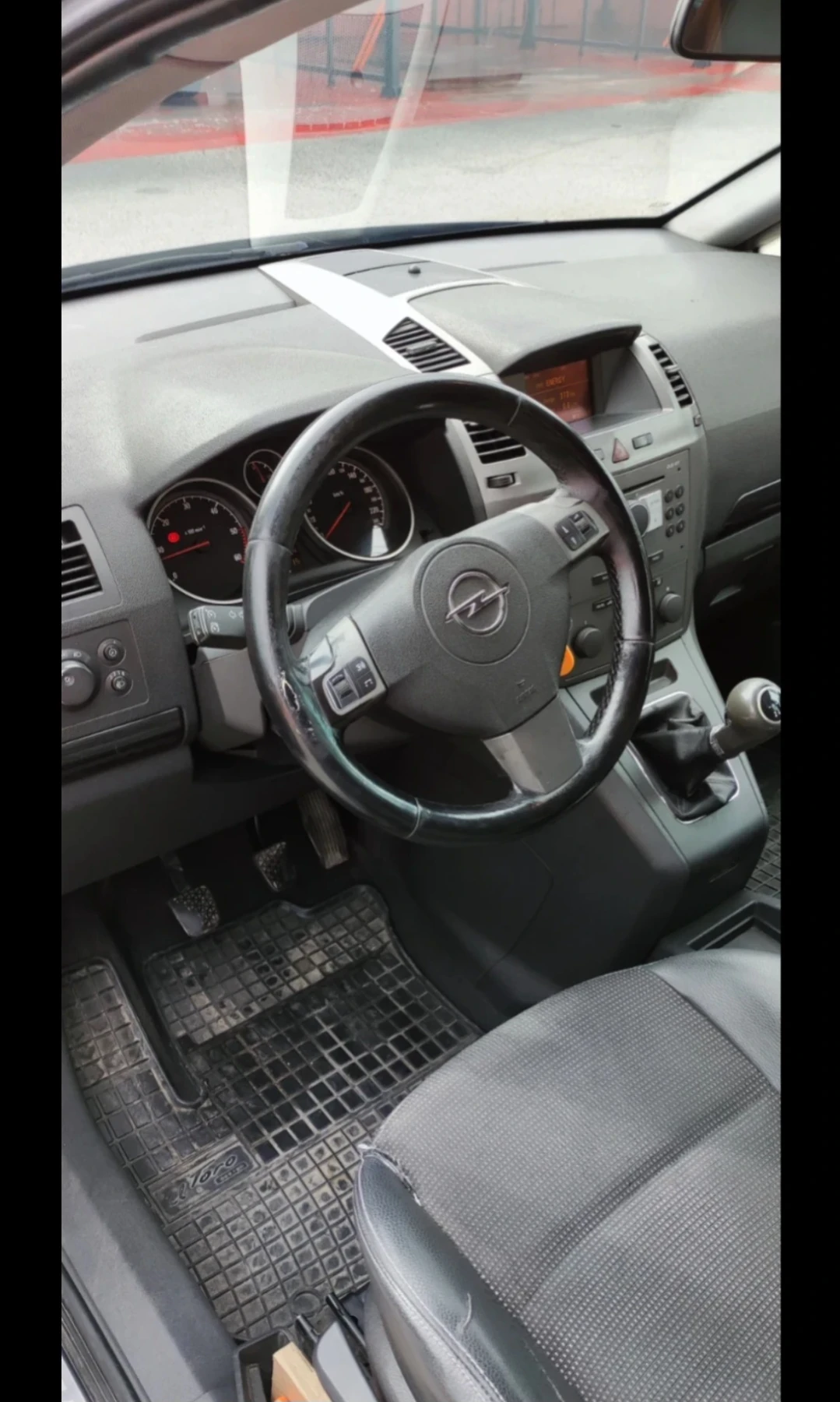 Opel Zafira COSMO 1.9 TDI - изображение 10