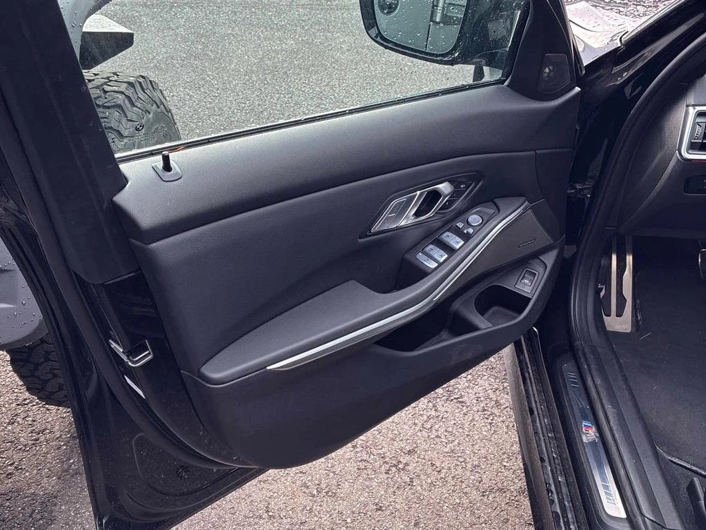 BMW 340 * xDrive * CARFAX *    | Mobile.bg   12