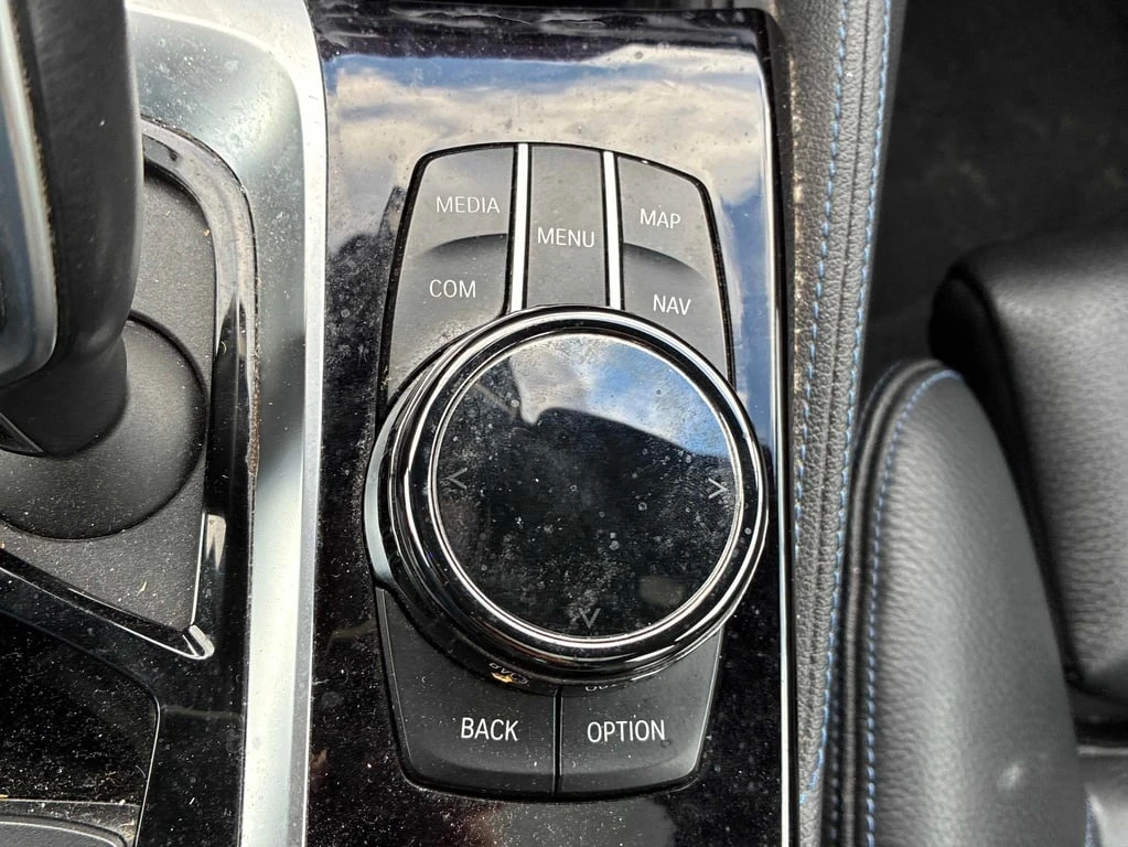 BMW 540 * 540i xDrive * CARFAX * ���� �� �� | Mobile.bg � ����������� 11