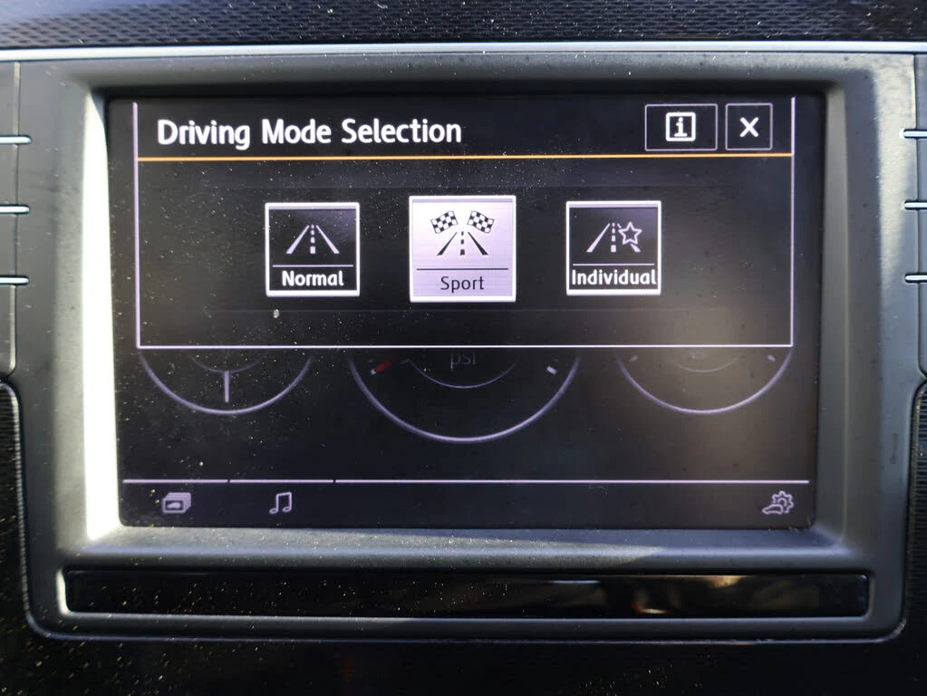 VW Golf 2.0T Autobahn 4-Door* ����������* (���� �� ��)  | Mobile.bg � ����������� 15