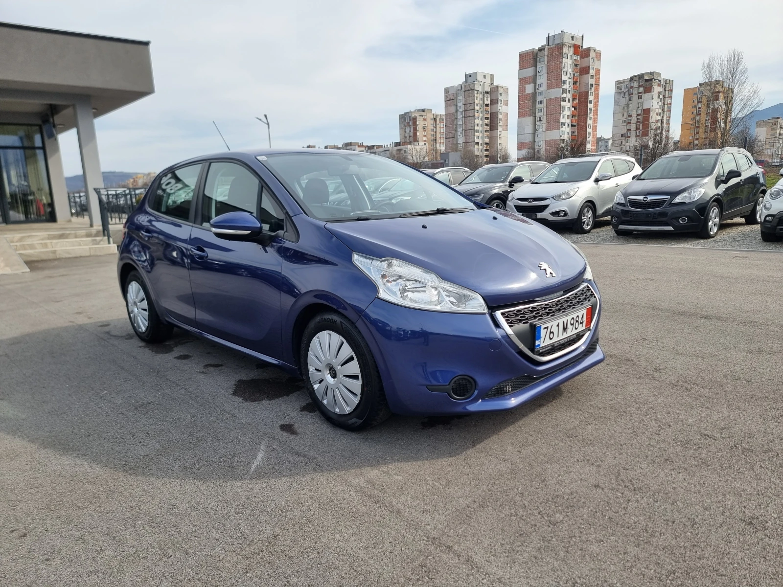 Peugeot 208 1.6E-HDI - изображение 8