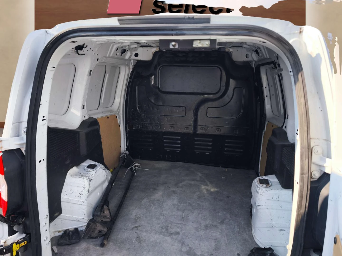 Ford Courier 1.5 TDCi - изображение 10