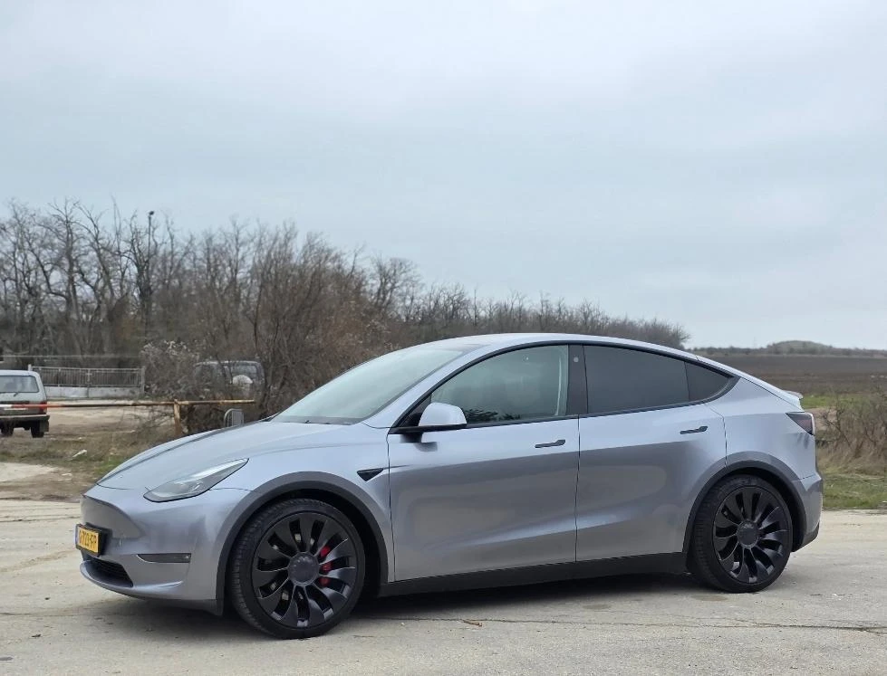 Tesla Model Y Performance Пълна Гаранция