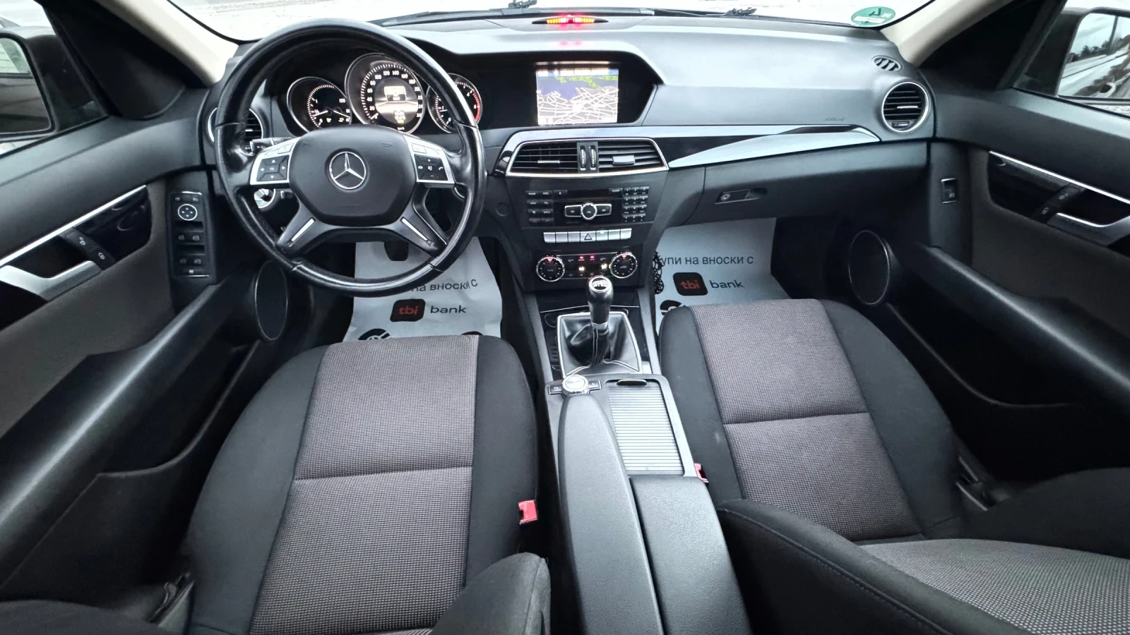 Mercedes-Benz C 250 Като нова , снимка 10 - Автомобили и джипове - 54083571