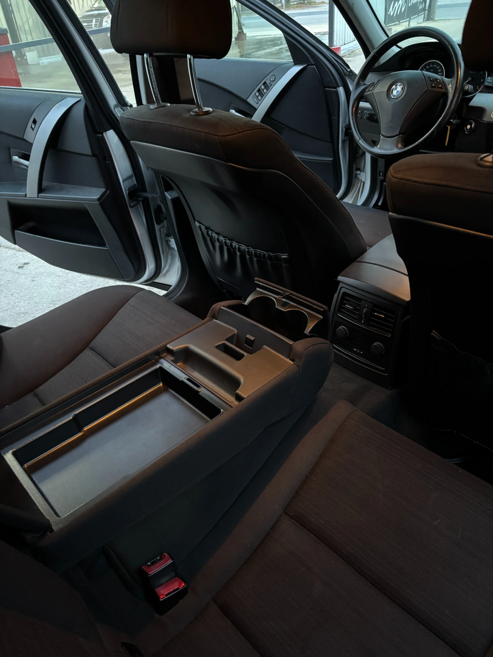 BMW 525 N52B25 177к.с., снимка 9 - Автомобили и джипове - 54335190