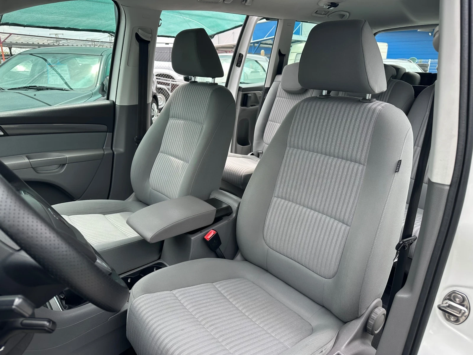Seat Alhambra 1.4TSI 7 местен, снимка 13 - Автомобили и джипове - 54390114