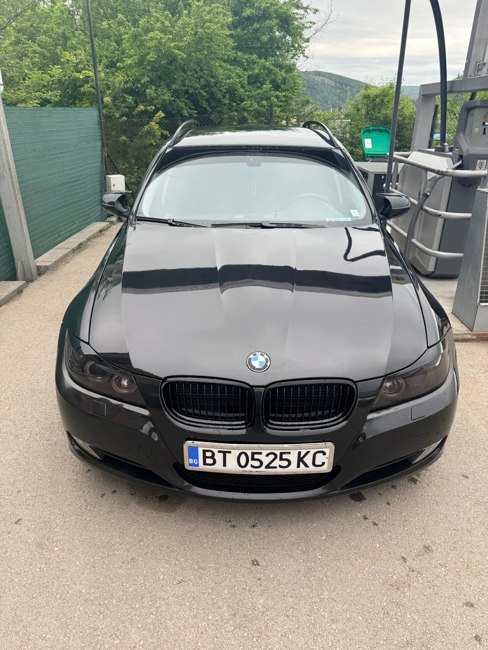 BMW 318 Е91 Комби, снимка 3 - Автомобили и джипове - 54592676