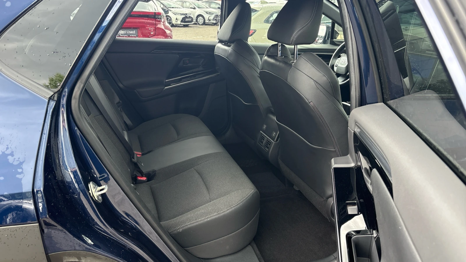 Toyota bZ4X 150kw FWD Executive, снимка 7 - Автомобили и джипове - 54708909