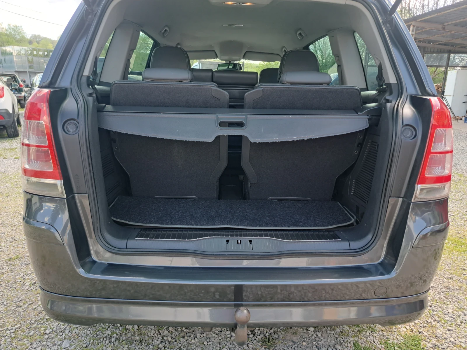 Opel Zafira 1.7CDTI ECOFLEX COSMO , снимка 10 - Автомобили и джипове - 54720757