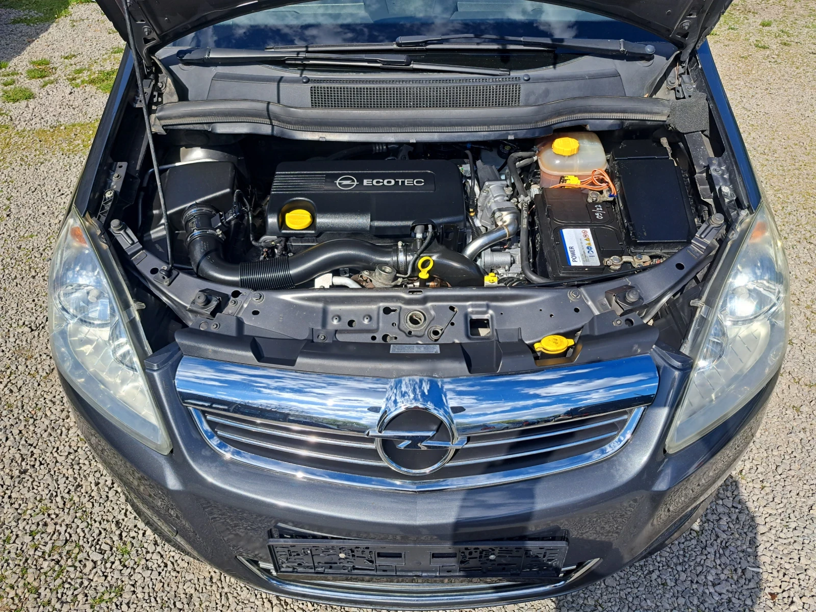Opel Zafira 1.7CDTI ECOFLEX COSMO , снимка 17 - Автомобили и джипове - 54720757