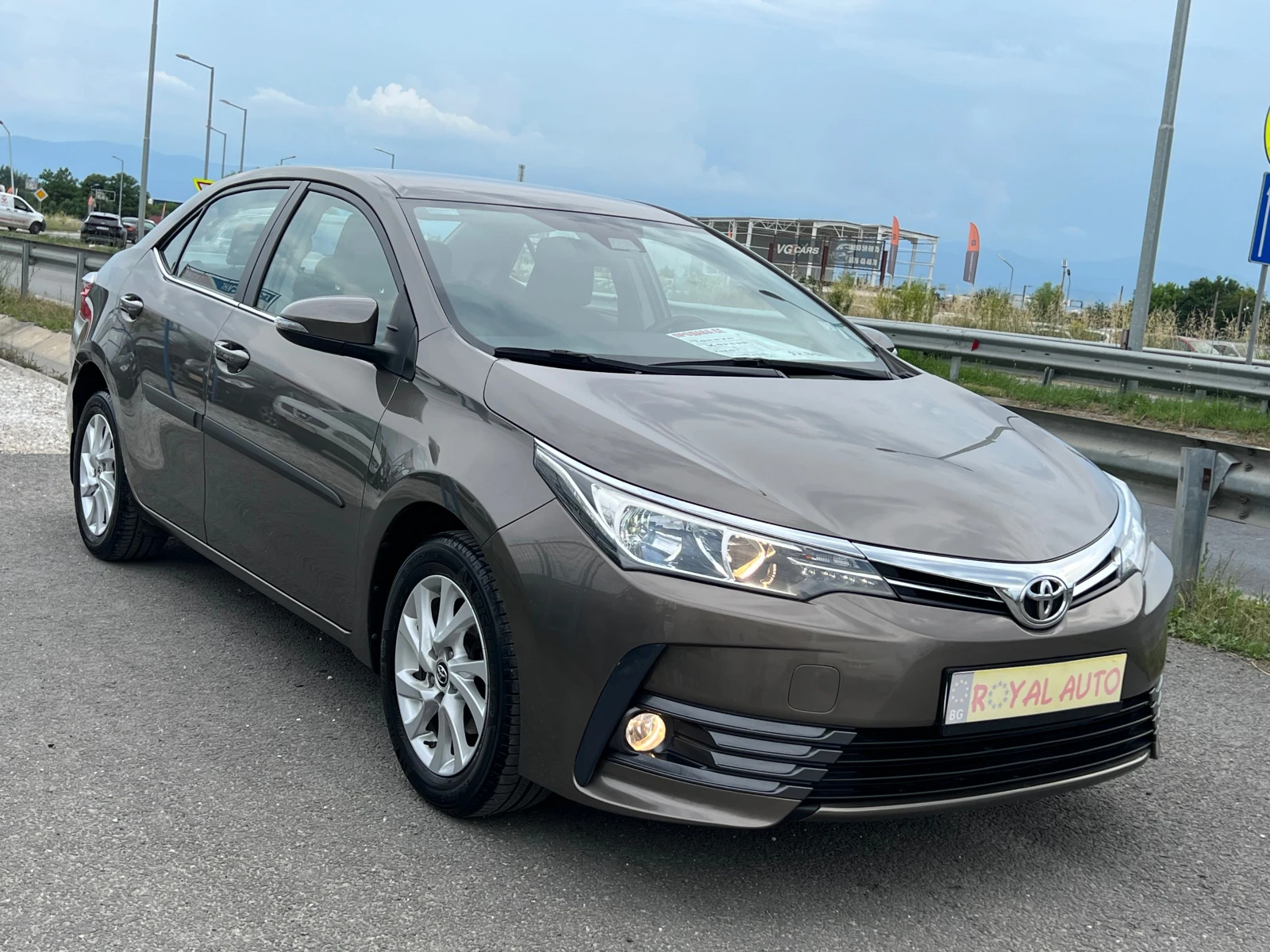 Toyota Corolla ЛИЗИНГ-40 000 КМ-КЛИМА-НАВИ-КАМЕРА-ТОП, снимка 3 - Автомобили и джипове - 54873805