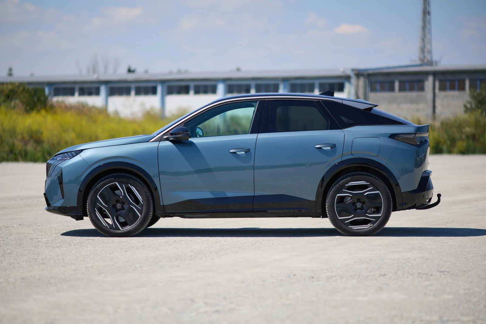 Peugeot 3008 e-3008 GT-Line, снимка 8 - Автомобили и джипове - 55010190