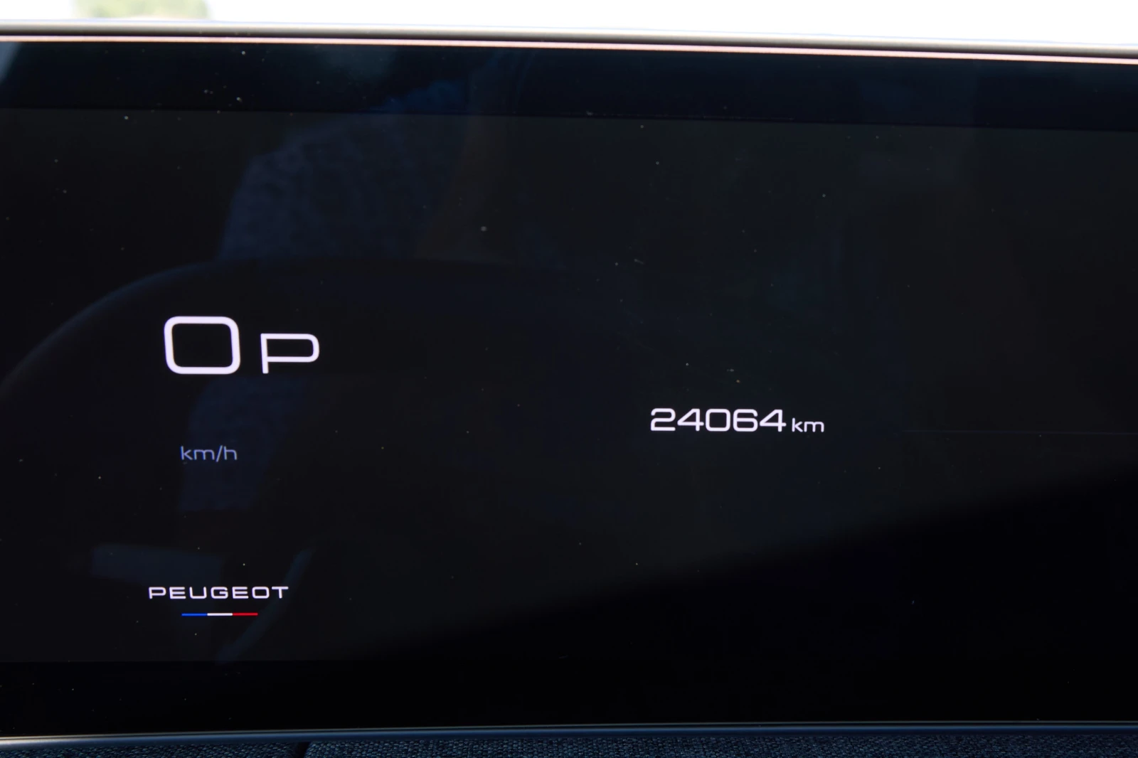 Peugeot 3008 e-3008 GT-Line, снимка 14 - Автомобили и джипове - 55010190