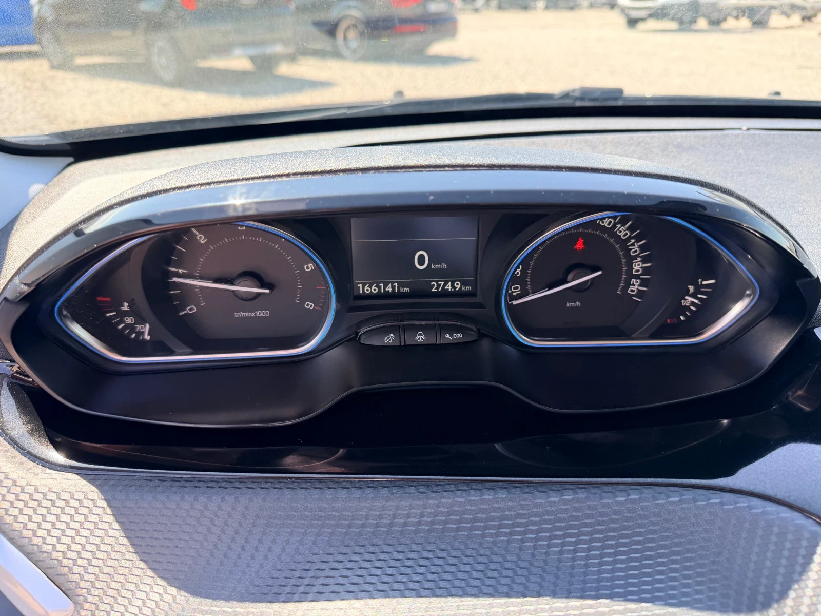 Peugeot 2008 1.6HDI 120к.с. ALLURE, снимка 8 - Автомобили и джипове - 55467330