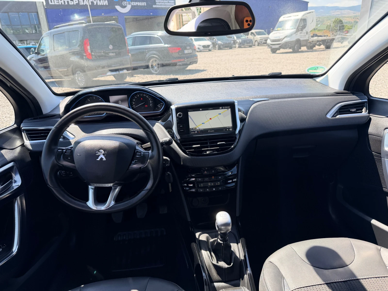 Peugeot 2008 1.6HDI 120к.с. ALLURE, снимка 7 - Автомобили и джипове - 55467330