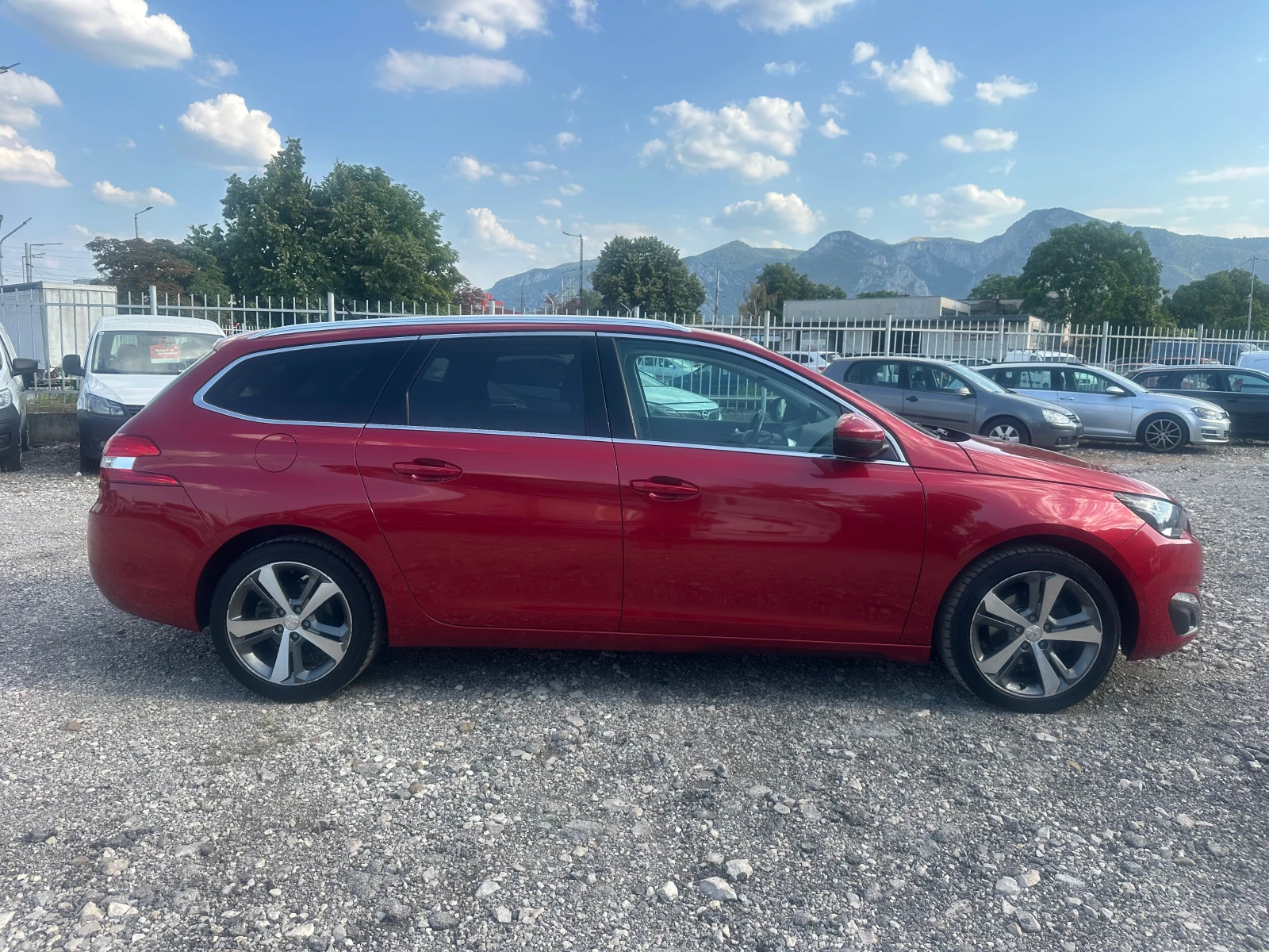 Peugeot 308 1, 2TI 136kc TOPPP, снимка 2 - Автомобили и джипове - 55569541