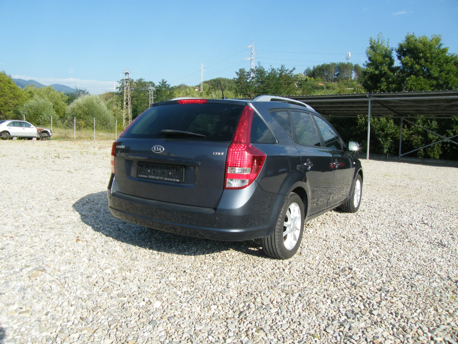 Kia Ceed 1.6, снимка 4 - Автомобили и джипове - 55649647