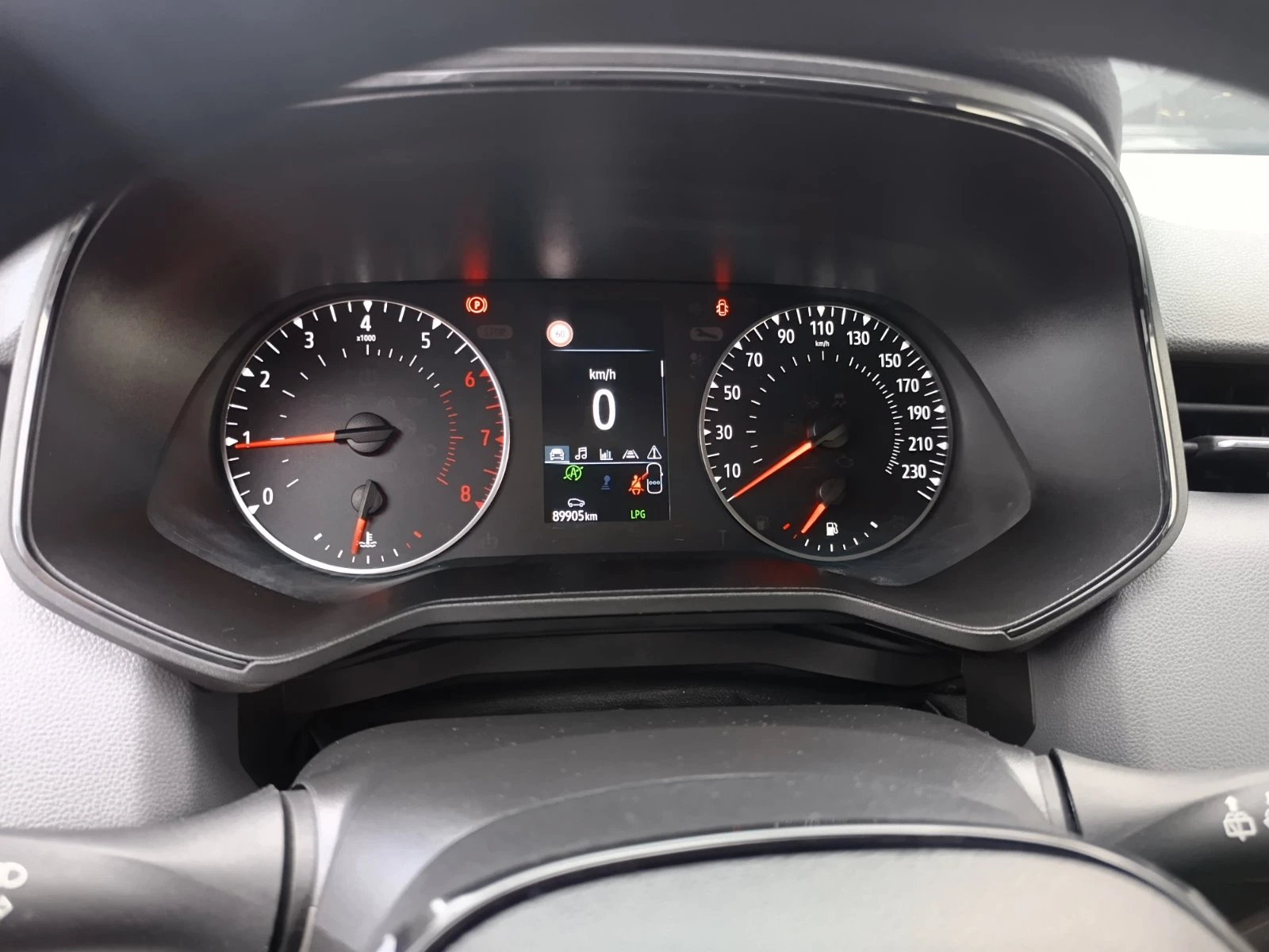 Renault Clio 1.0Tce/ 100к.с./ LPG, снимка 15 - Автомобили и джипове - 55796178