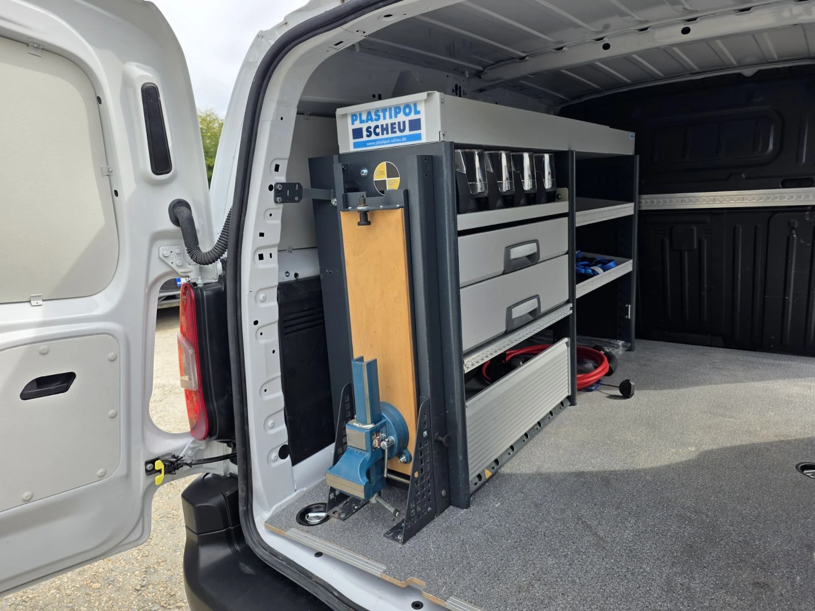 Opel Combo E - Cargo Basis XL, снимка 15 - Автомобили и джипове - 56225431