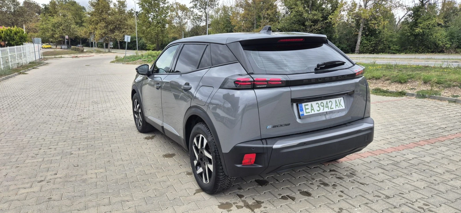 Peugeot 2008, снимка 11 - Автомобили и джипове - 56233600