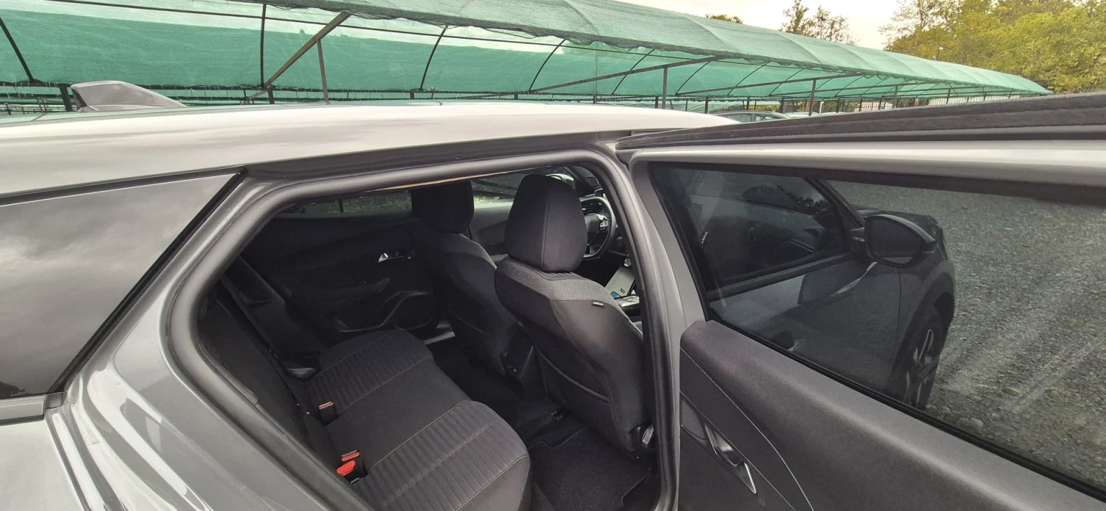Peugeot 2008, снимка 15 - Автомобили и джипове - 56233600