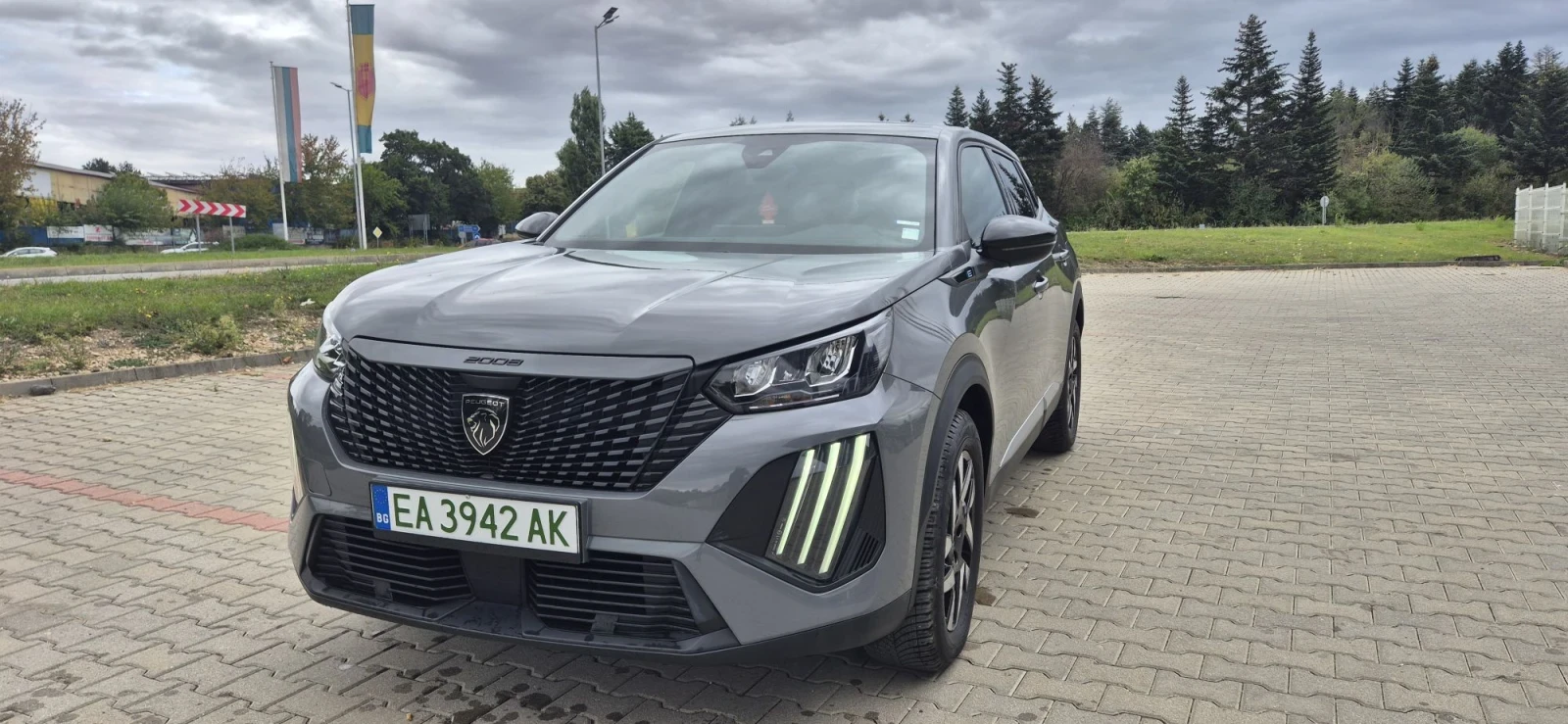 Peugeot 2008, снимка 4 - Автомобили и джипове - 56233600