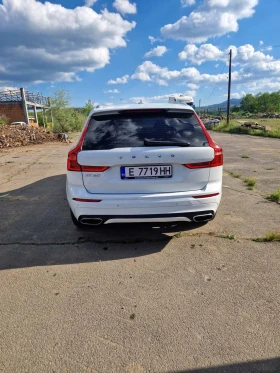 Volvo XC60 R LINE, снимка 12