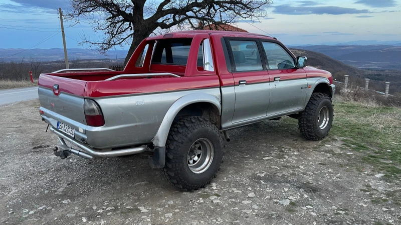 Mitsubishi L200, снимка 3 - Автомобили и джипове - 44447042