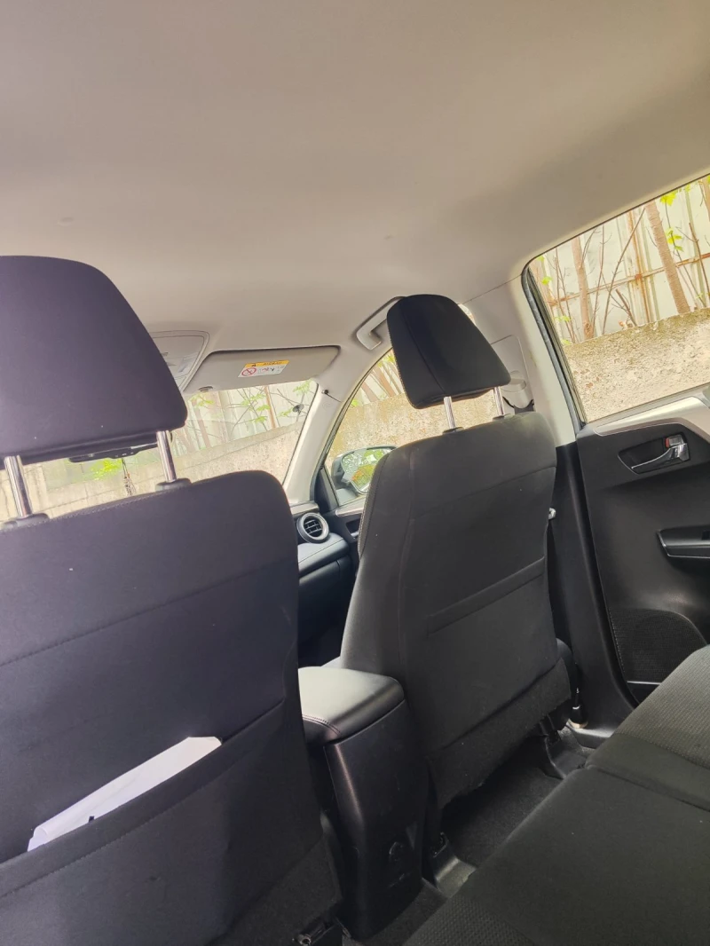 Toyota Rav4, снимка 9 - Автомобили и джипове - 52703751