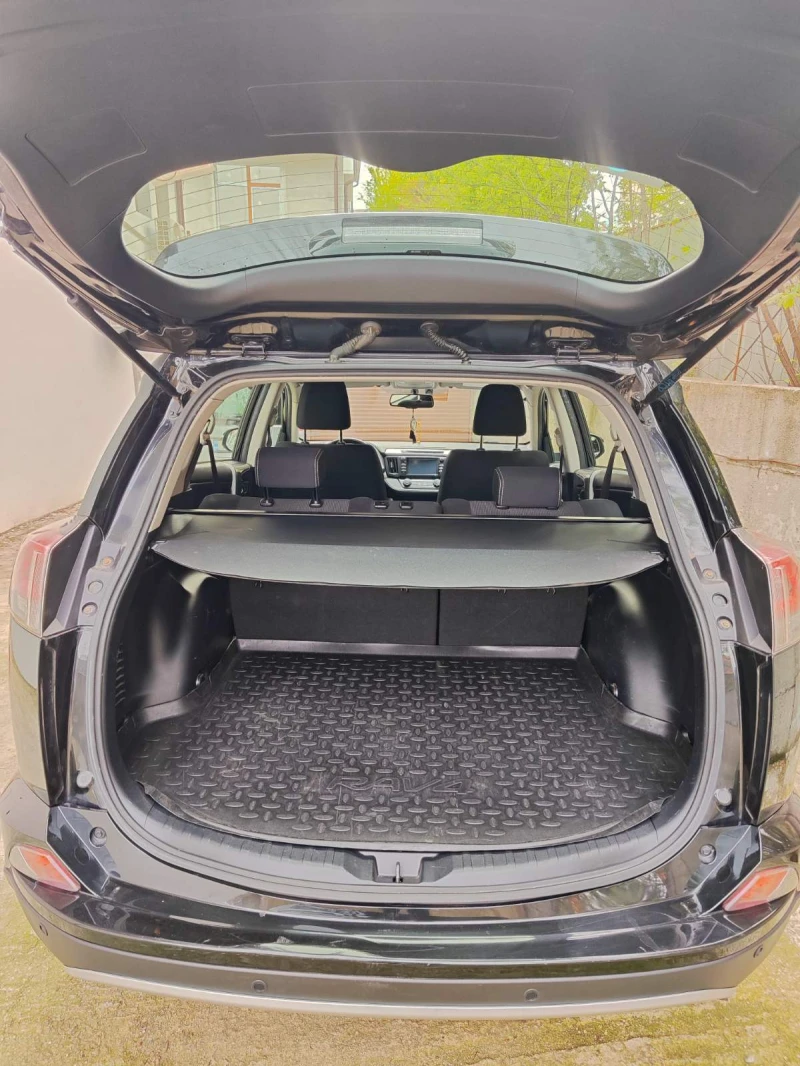Toyota Rav4, снимка 7 - Автомобили и джипове - 52703751