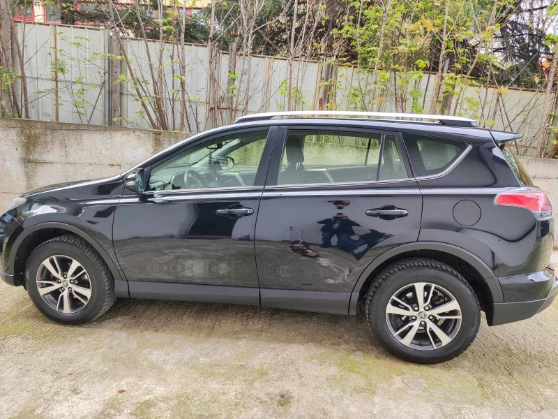 Toyota Rav4, снимка 4 - Автомобили и джипове - 52703751