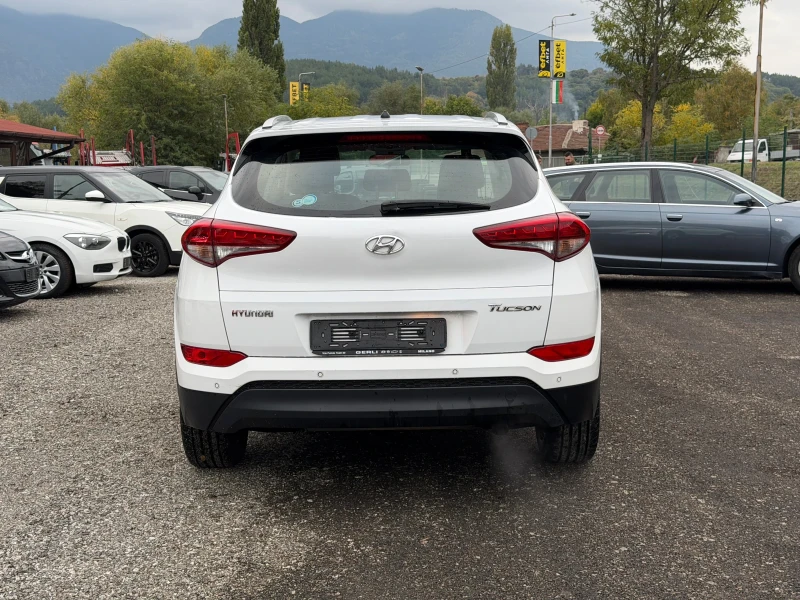 Hyundai Tucson 1.6i EURO6 Уникат!!! Реални км!!! , снимка 5 - Автомобили и джипове - 52057723