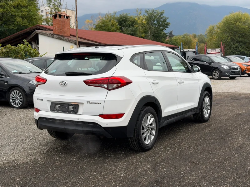 Hyundai Tucson 1.6i EURO6 Уникат!!! Реални км!!! , снимка 4 - Автомобили и джипове - 52057723