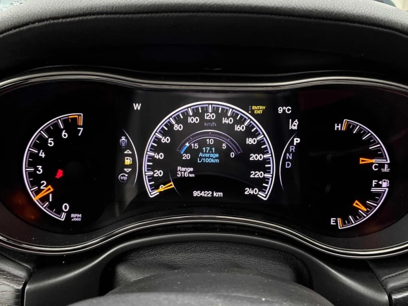 Jeep Grand cherokee 2021 High Altitude * CARFAX * БЕЗ ПЪРВОНАЧАЛНА, снимка 8 - Автомобили и джипове - 53137163