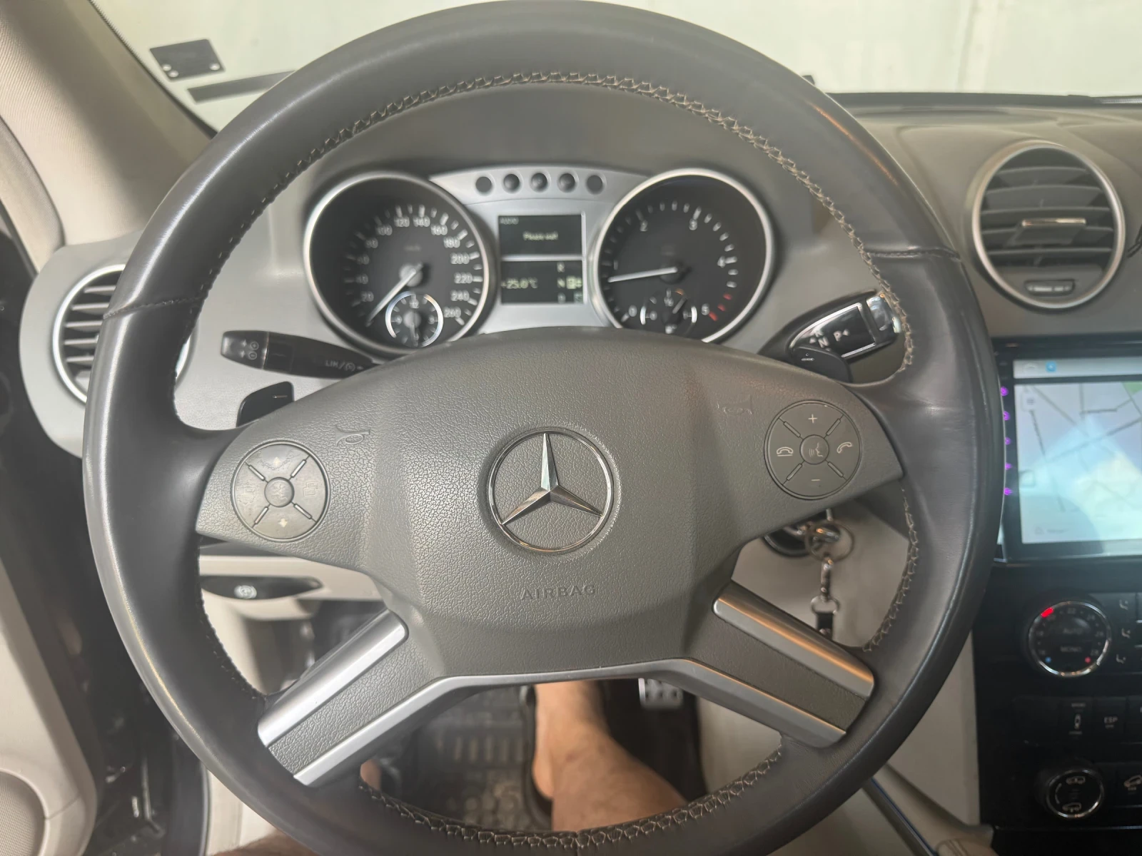 Mercedes-Benz ML 320  - изображение 3