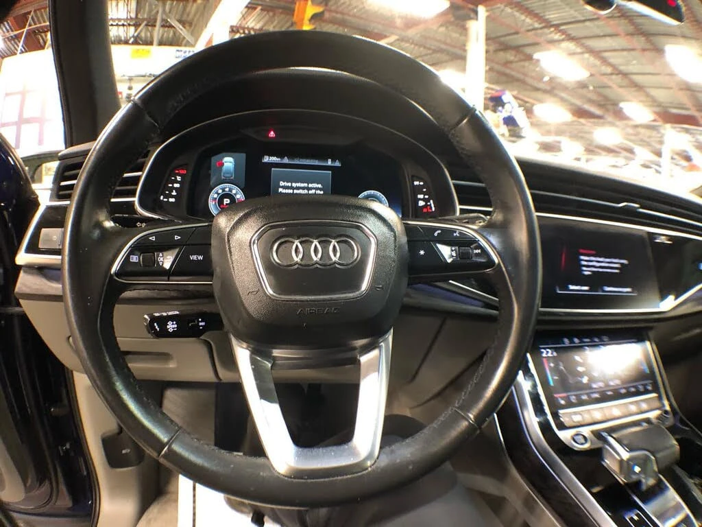 Audi Q7 * АВТО КРЕДИТ* ЦЕНА ДО БГ * СЕРВИЗНА ИСТОРИЯ *  - изображение 10