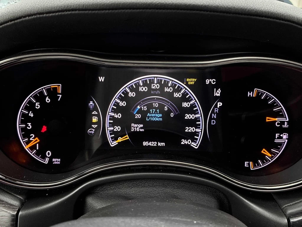 Jeep Grand cherokee 2021 High Altitude * CARFAX * БЕЗ ПЪРВОНАЧАЛНА - изображение 8