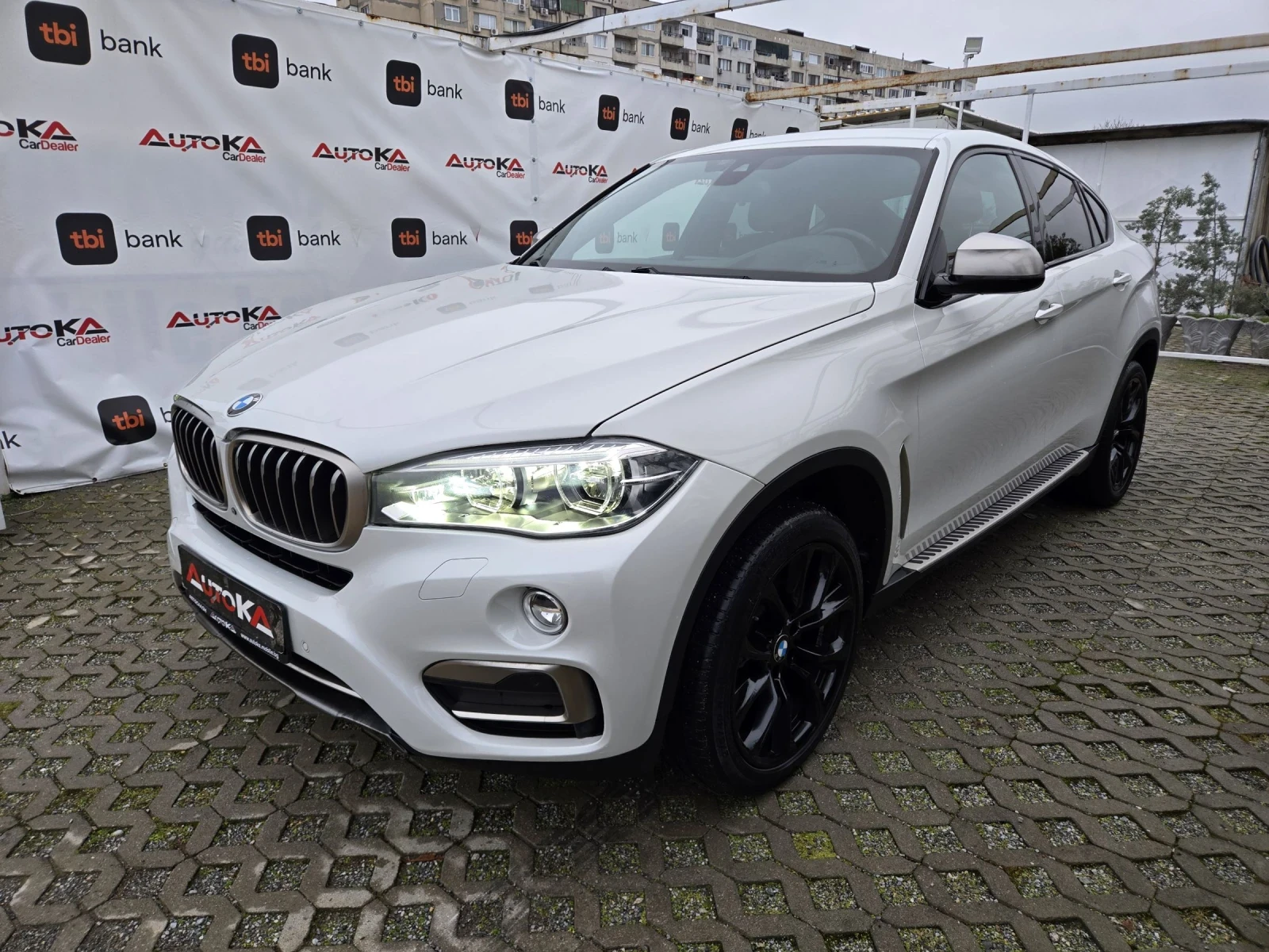 BMW X6 3.0D-313кс/128.000км/HUD/360/H&K/KEYLESS - изображение 6