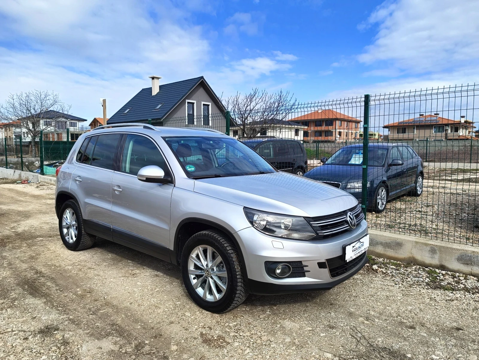 VW Tiguan 2.0 ТОП СЪСТОЯНИЕ  - изображение 6