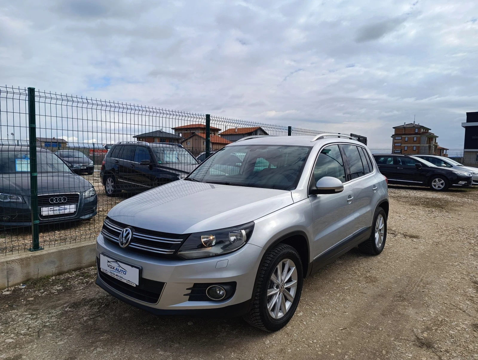 VW Tiguan 2.0 ТОП СЪСТОЯНИЕ  - изображение 5