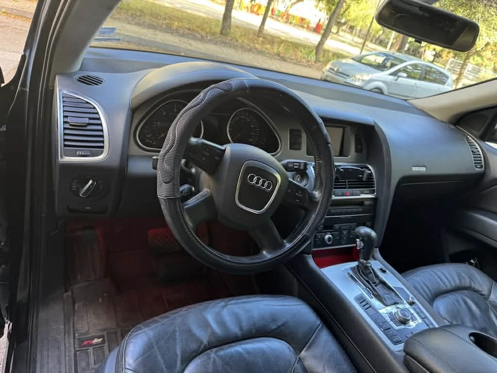 Audi Q7 3000 Tsi , снимка 9 - Автомобили и джипове - 53782117