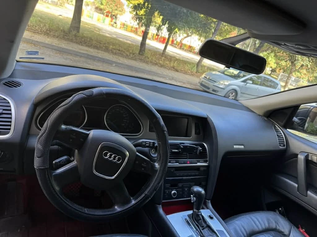 Audi Q7 3000 Tsi , снимка 8 - Автомобили и джипове - 53782117